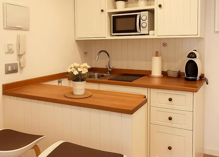 Acetres 5 Boutique *